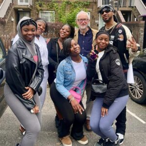 Jeremy Corbyn Instagram - Great day out campaigning in Islington North alongside the iconic @chris.smalls_ from New York. 

Our economy is nothing without the workers who keep it running. Let’s give them the decent pay rise they deserve!

Join us at www.votecorbyn.com (link in bio)