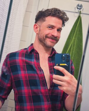 Jeremy Crittenden Instagram - The gayest lumberjack at the party. 
.
.
.
.
.

#gay #gaydude #gayguy #plaid #selfportrait #gurl #lgbtqia