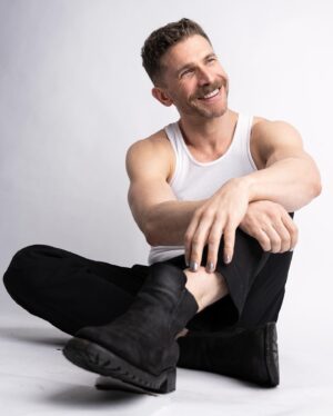 Jeremy Crittenden Instagram - Which is your fave? 

Cheesin’ and posin’ a little while back with my pal @steven.shoots.raw in New York. It’s so great shooting with friends. Can’t wait to do this again and keep experimenting. 

Ok back to Mondaying. 
.
#gaysofinsta #gayguysofinstagram #gayswithtattoos #nycgay #muscledaddy #daddiesofinstagram #nycphotographers #gayswithbeards