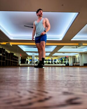 Jeremy Crittenden Instagram - You can tell from the length of my sleeves that I’m gay. 

Chest and biceps today. Felt blue. 
.
.
.
#gay #gayfitness #gaysofinsta #gaynyc #fitnessphotography #gayswithtattoos #muscle #gayswithbeards