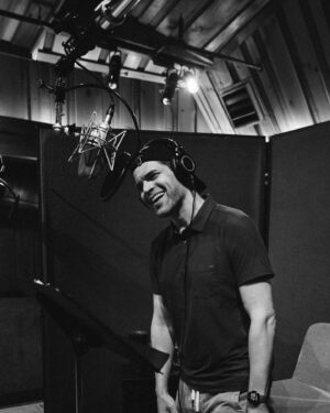 Jeremy Jordan Instagram - 3 Weeks until Great Gatsby album drop. 💚✨

📷 @tiabyingtonphotography