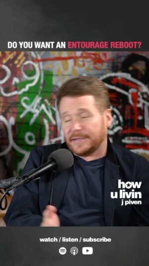 Jeremy Piven Instagram - What do you guys think about an Entourage reboot ? 
New @howulivinjpivenpodcast  with “E” 
( The leprechaun that escaped  from the Oompa Loompa factory)  drops now ! @victorythepodcast
