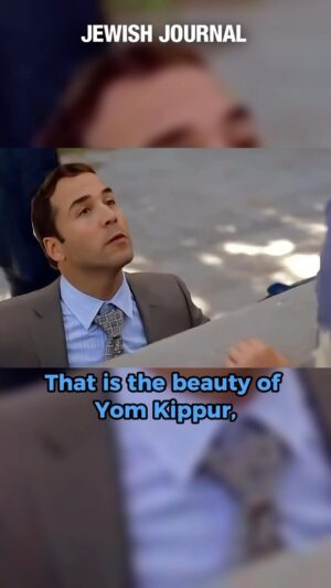 Jeremy Piven Instagram - G’Mar Chatima Tova 💙 

#yomkippur #highholidays #roshhashana #shabbatshalom #jewishholidays #entourage #jeremypiven #arigold #hbo