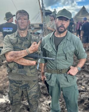 Jeremy Piven Instagram - That’s a wrap! War is over for me down under. What an insanely great group of people to work with. Hard-working and yet fun loving at the same time. Beautiful and rare combination. This is a unique war/science fiction film and I had a blast… I would tag this lunatic except that he’s not on Instagram . Can anyone tell me what shows we had on HBO at the same time ?! #primitivewar  #ryankwanten #setlife #exclusive