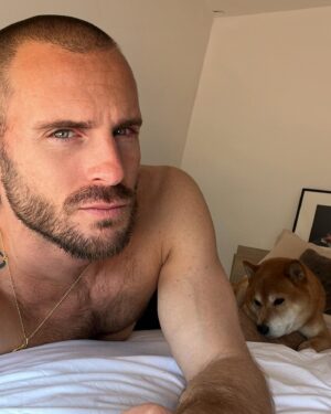 Jérémy Samat Instagram - Grasse matinée avec mon acolyte
