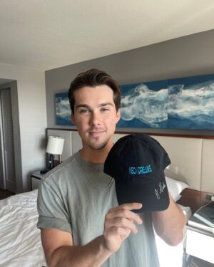 Jeremy Shada Instagram - Weekend photo dump!🤘💙 Also… peep the last photo 😏 Presave my new single Let’s Drive for a chance to win an exclusive Neon Dreams signed hat 🔥 Link in bio!!