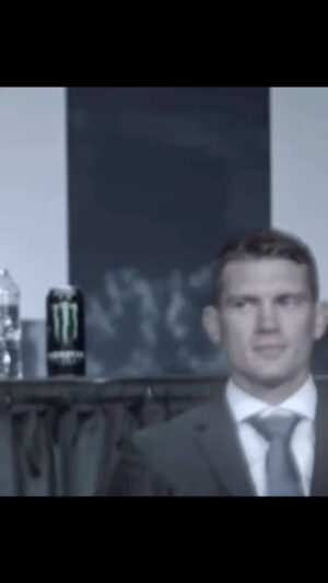 Jeremy Stephens Instagram - When I KO people….. @slikk.james 📽️