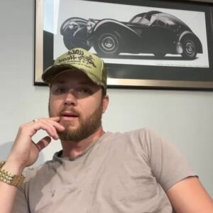 Jeremy Sumpter Instagram - Hey guys! I’m back on Cameo!! Let’s chat!