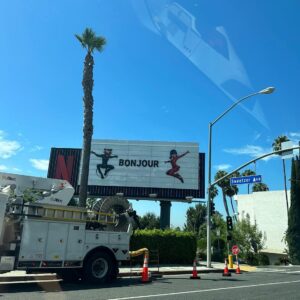 Jeremy Zag Instagram - BONJOUR from Los Angeles 😍💫🙌 @netflixfamily @miraculous