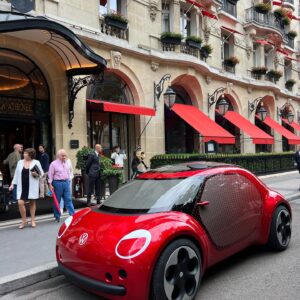 Jeremy Zag Instagram - The most iconic hotel and super heroes of Paris 🥰 #plazzaatheneeparis #miraculouslefilm @francois.delahaye