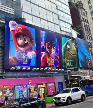 Jeremy Zag Instagram - Time Square nyc #miraculousthemovie @netflix @netflixfamily