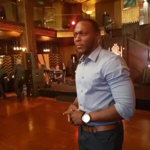 Jermel Howard Instagram - Got a chance to hang with royal family at @thereallraye1 Queen mother of development crowning ceremony. The culture and vibe was electrifying. 💪🏾💪🏾💪🏾🙏🏽🙏🏽🙏🏽 #africa #ghana #king  #yahweh #queenmother #ghanafamily