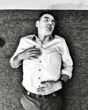 Jérôme Bertin Instagram - #pblv en pleine concentration-meditation @pblvofficiel @france3 #notreseriepreferee #vivepblv @newen_studios @telfrance_groupe #plusbellelavie #jadoremonjob
