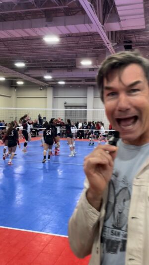 Jerry O'Connell Instagram - You guys asked for it!!! @mrjerryoc on the mic🎙️with the commentary for West 15 Molten Trevor out here in SLC! #lavawest #GoLAVA !! 
🎥 @rgam.media 
.
.
.
.
.
.
.
#volleyball #volleyballgame #voleibol #volley #volleyballgirls #vball #vballislife #volei #beachvolleyball #voleyball #volleyball🏐 #lavavb #libero #oppositehitter #outsidehitter #middleblocker #setter #ace #thousandoaks #venturacounty #saltlakecity #saltlakequalifier