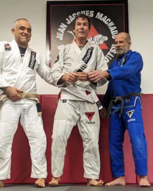 Jerry O'Connell Instagram - Two stripes!  Thank you @jeanjacquesmachado @markarmstrongbjj @albertriusech
