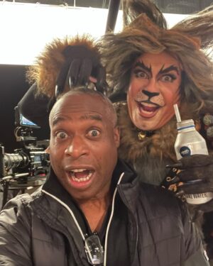 Jerry Trainor Instagram - Some bts of todays episode of iCarly!!! This one was so fun because I had all the power as director. And I wielded that power like a tyrant! Muahahahaha! Special thanks to @nathankress, Phill Lewis, and Tom Doak for making me look competent. And @harryhannigan for the hilarious script! #paramountplus #icarly