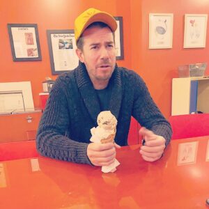 Actor Jerry Trainor HD Instagram Photos and Wallpapers January 2021