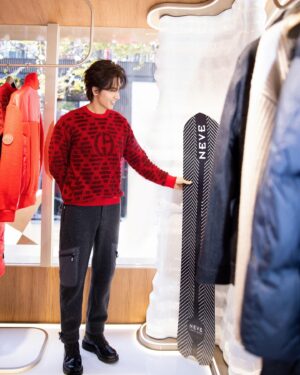 Jerry Yan Instagram - 出席#GiorgioArmani Neve 2023 紳士活力與風度的秋冬系列