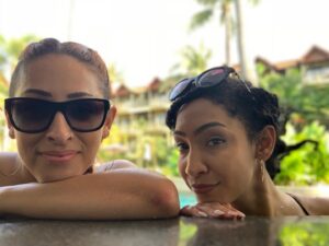Jeslyn Gorman Instagram - Feeling so blessed to have been able to see so much of this beautiful planet already. 🙏🏼 Missing these moments and souls like crazy. Excited for the day we’re able to go on adventures like these again. 😍 #HappyEarthDay