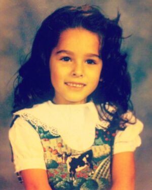 Jeslyn Gorman Instagram - My #BackToSchool photo for #WorldCharityDay and @girlsopportunityalliance 💜🙏🏼 I wouldn’t be where I am today if it wasn’t for my education. •
#Repost @michelleobama “It’s so easy for us to take our education for granted, especially here in the United States. Right now, more than 98 million adolescent girls around the world are not in school. I believe every girl on the planet deserves the same kind of opportunities that I’ve had—a chance to fulfill her potential and pursue her dreams. We know that when we give girls a chance to learn, they’ll seize it. And when they do, our whole world benefits. Girls who go to school have healthier children, higher salaries, lower poverty rates, and they can even help boost their entire nation’s economy.

So today on #WorldCharityDay, I want you to share your favorite #BackToSchool photo and to join the @girlsopportunityalliance to take action for global girls’ education.”