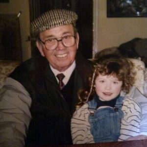 Jess Impiazzi Instagram - Happy Father’s Day to our papas in sky, to the amazing step fathers who step up, to our grandads and to the fathers soon to be. 
🩷🧚🏻‍♀️