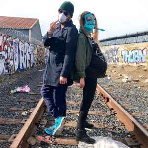 Jess Weixler Instagram - Filming at 8 months - no problemo 🤖 Dream team 💙 @thejoshualeonard @benjaminkasulke @mistersquinter @chachabo3 @seanpdrummond @mmcgaughy @thanksviving @oliversmovies