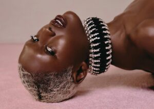 Jess Willis Instagram - When I saw this necklace up close by @danielroseberry @schiaparelli an iconic image immediately popped into my head and I knew I had to pay homage ✨✨✨ and @jodiesmith definitely understood the assignment ✨✨✨ next slide for reference 🤍

Jodie for @thecut photographed by @adrienneraquel and styled by me ✨✨✨

The Cut @thecut
Talent: @jodiesmith
Photography by @adrienneraquel
Written by @e_alexjung
Styling by @jessswill
Lighting Director: @antioch_studio
Digital Tech: @jennifer.czyborra
Photo Assistant: @mikebroussard 
Styling Assistant: @jaemi.xyz
Set Design: @wayoutstudioco
Hair: @ursulastephen
Makeup: @pircillapae