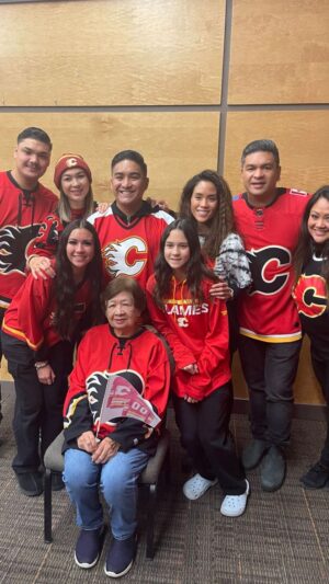 Jessalyn Wanlim Instagram - They say you don't get to pick your family but I'm sure as hell glad for the one I got ❤️ #family