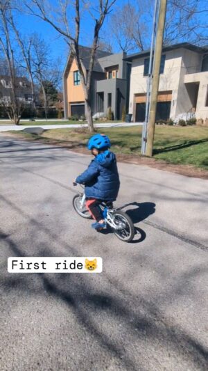 Jessalyn Wanlim Instagram - @woombikesusa for the win! From balance to pedals 💙 #woombikes