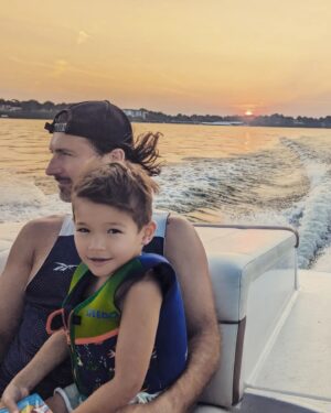 Jessalyn Wanlim Instagram - Took some good friends to compel me to go on a boat! At least I didn't 🤮 😜. Grateful the fam had a good time🚤