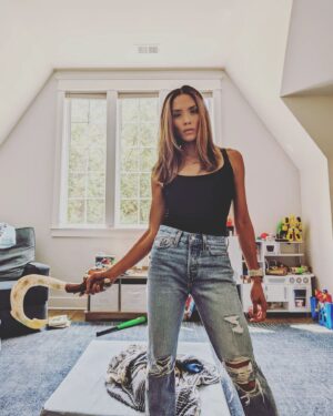 Jessalyn Wanlim Instagram - Does this thing clean rooms?
#butseriously