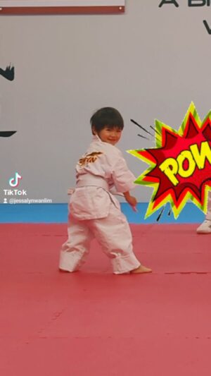 Jessalyn Wanlim Instagram - I could squish him🥰 #taekwondo