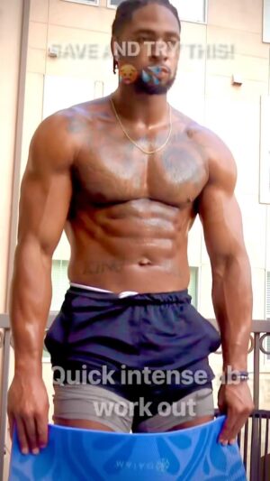 Jesse Bray Instagram - 💥⚡️🏋🏽‍♀️ Quick At- Home ABS Workout 

LIKE ✅ SAVE ✅ SHARE ✅ TAG A FRIEND ➡️

🔥💥DOESN’T MATTER WHEN JUST GET IT IN 💥🔥

#core #explore #sixpack #work #workout #athome #strength #muscle #foryou #foryoupage #cardio #getfit #lifestyle #motivation #sweat #getstrong