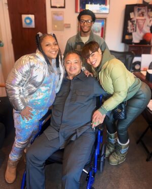 Jesse Jackson Instagram - Thanking God for the incredible opportunity to be in the presence of a living legend @revjjackson with my children sharing the stage with @charliedates and another amazing brother while sharing ideas and talking about the issues that run rapidly through our city and communities that directly effect the youth! We gotta be better leaders.. making sure we’re giving the youth someone to look up to 🙏🏽 I’m glad my children we present for that conversation even tho bug was working .. he was still there! 🙏🏽 love you @sistaafrika