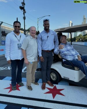 Jesse Jackson Instagram - Thank you, @nascarchicago , for your incredible hospitality and for making this experience unforgettable! 🏁🏎️🏎️#NascarChicago #Racing #chicago #jessejackson #keephopealive