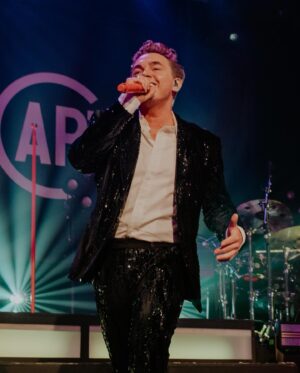 Jesse McCartney Instagram - Tour feels like so long ago! I miss seeing all of you out on the road. I have 3 shows next month and some other news to share with you soon 😎 Until then, July tix available in bio! 📸: @chelsiemcgrady and @betweentwobolts