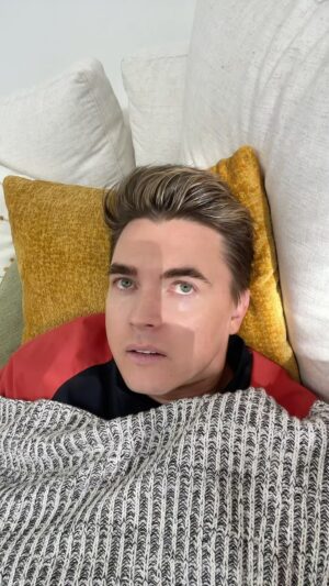 Jesse McCartney Instagram - Who needs a handyman? 🔧