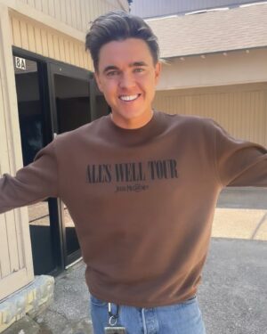 Jesse McCartney Instagram - Grab your All’s Well merch while you can. 👕 Limited quantities available at my shows only.

Tag me in your posts wearing the merch. 😎