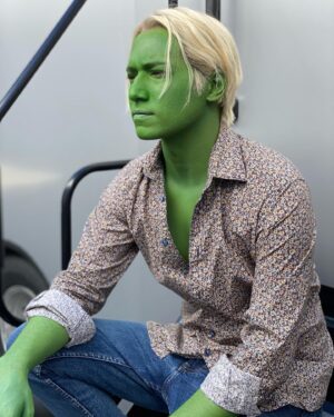 Jesse Rath Instagram - Mini trailer-steps photoshoot of Brainy in his casual green look. 🤖✅ @supergirlcw 

#supergirl #cw #brainy #brainiac #wb #arrowverse #brainiac5 #warnerbros #legionofsuperheroes #dc #dceu #longlivethelegion