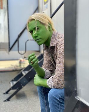 Jesse Rath Instagram - Mini trailer-steps photoshoot of Brainy in his casual green look. 🤖✅ @supergirlcw 

#supergirl #cw #brainy #brainiac #wb #arrowverse #brainiac5 #warnerbros #legionofsuperheroes #dc #dceu #longlivethelegion