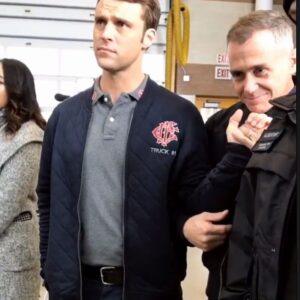 Jesse Spencer Instagram - 🤔🤔🤔
#ChicagoFire