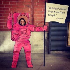 Jessica Aguilar Instagram - “ I’m the type of woMMAn that if I want the moon, I’ll get it down myself” ~ FK
🎨 by: @donkeemom 
.
.
.
.
.
#HappySunday #FridaKahlo #DonkeeMom #WMMA #SiSePuede #SmileandBelieve #BeYou✌🏽