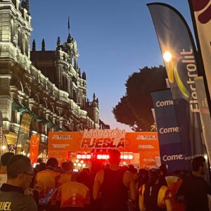 Jessica Aguilar Instagram - ✨#TBT Conquisté el maratón de 21k en Puebla- me inscribí el martes, pensé que era sábado, terminé corriendo el domingo. Acepté la confusión con muchas risas, amor y agradecimiento por el apoyo y los ánimos de mi media naranja. Alimentando la emoción de la competencia y el crecimiento personal. ¡Más aventuras pronto! 
🏃🏽‍♀️
Conquered the Puebla 21k marathon- signed up on Tuesday, thought it was Saturday, ended up running on Sunday. Embraced the mix up with a lot of laughter, love and loads of gratitude for my better half’s cheers and support. Fueling the thrill of competition and self growth. More adventures soon!
💪🏽
.
.
.
.
.
.
#AventuraPoblanas #CulturalRun #MarathonMishaps #Grateful #CheerstoHealth #Mindset #NeverGiveUp #LoveWhatYouDo #SmileandBelieve ✌🏽🧡