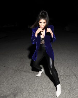 Jessica Aguilar Instagram - Style is whatever you want to do, if you can do it with confidence. ~GC 

📸 @jameslaw1 
💄 @beautybyerick 

#BeYou #Jag #WoMMAn #DoWhatYouLove #NewSeason #LGBTQ #BelieveInYourself 🙌🏽