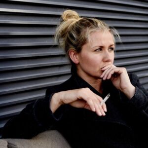 Jessica Boehrs Instagram - I waved to a man because I thought he waved at me. Apparently, he waved to an other woman. So to get out of this awkward situation I kept my hand up and a taxi pulled over and drove me to the airport. I am now in Finland starting a new life. 

#🇫🇮

Photo by @andre.roehner