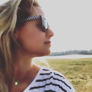 Jessica Boehrs Instagram - Nothing can bring you to peace but yourself. 
#ican #iwill #bekind #bebrave #behappy #peaceful #weekend