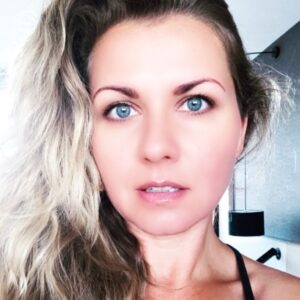 Jessica Boehrs Instagram - If everything you did to others came back to you... would you be relieved or scared? 

#karma #whatgoesaroundcomesaround 
#lifecircle