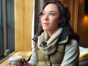 Jessica Camacho Instagram - Big, gigantic thank you’s to @fat.international & @fat.icerace for having us out at the races, @theledecompany for taking such amazing care of us, and @aetherapparel for keeping us all cozy and cute in the cold. :)