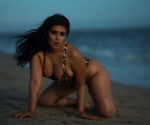 Jessica Franco Instagram - I need a beach day asap!!! 
•
Photog @getlitwithjuan @baddest.photos @getlitwithjuan.lingerie 
MUA/Hair @elithemakeupguy @elithecosmoguy @elithefungi 
•