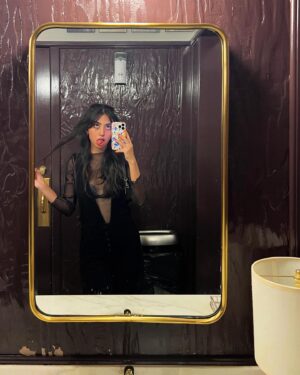 Jessica Garza Instagram - Will only be accepting Lucia & Mia energy from here on out 🫦🛍💅🏽👛
